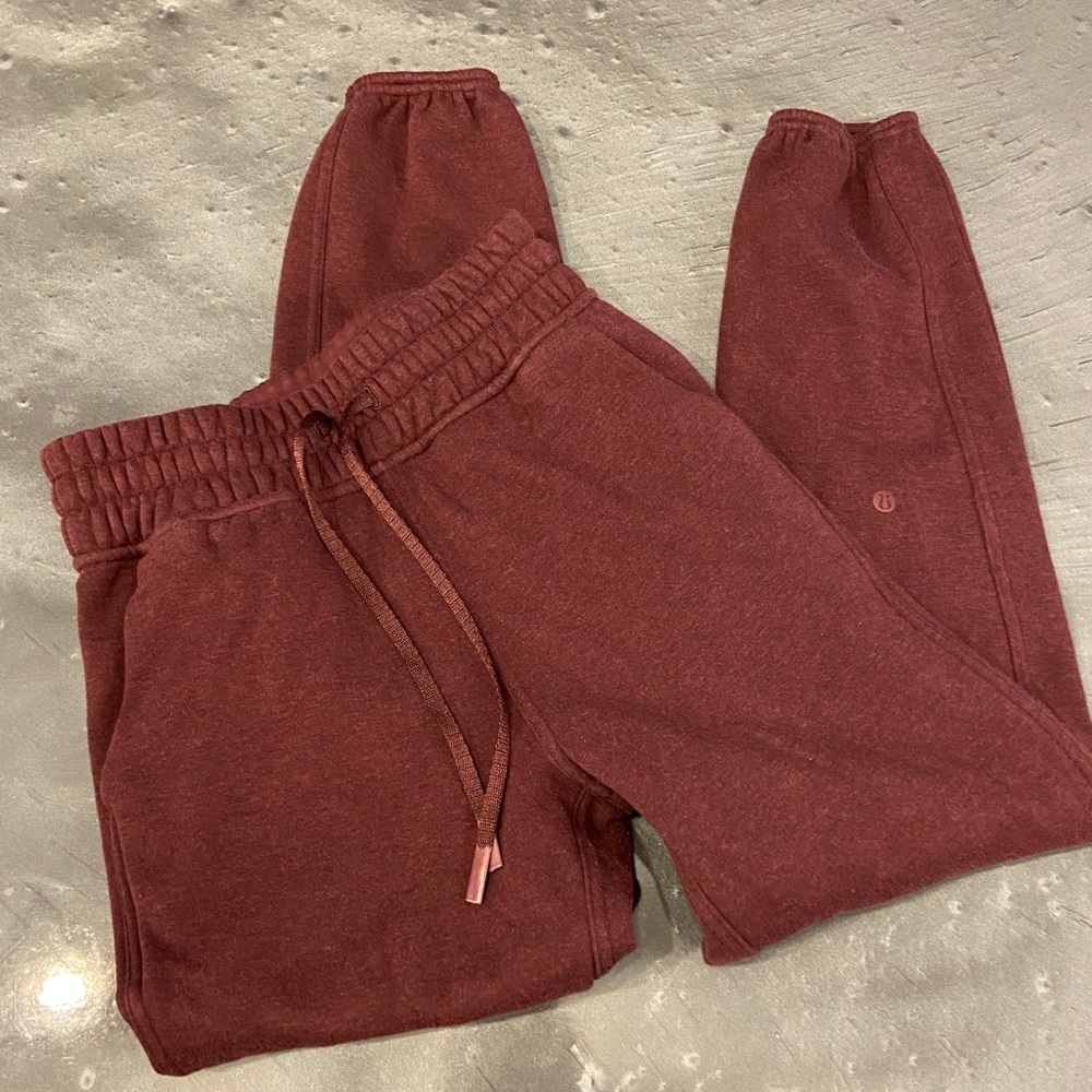Lululemon Joggers!